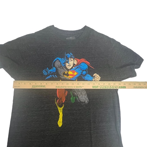 Justice League Size Medium Superman Batman Gray T-Shirt - Picture 6 of 6